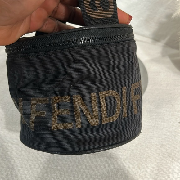 FENDI Vanity Cosmetic Pouch Canvas Black Auth 54858 - Picture 6 of 13